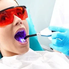 dentista-esperto-terapia-laser-codegoni